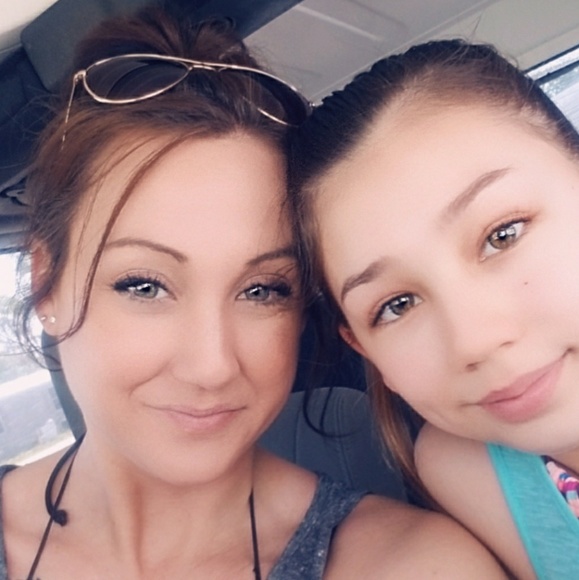 Meet your Posher, Jess - Picture 1 of 1